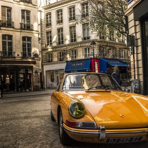 PORSCHE