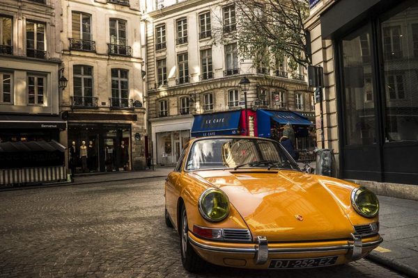 PORSCHE